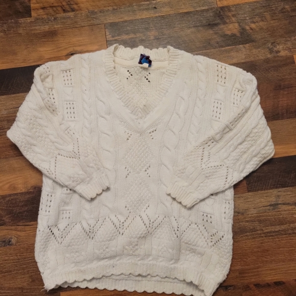 Vintage NAS white cable knit sweater no tag (large xlarge)